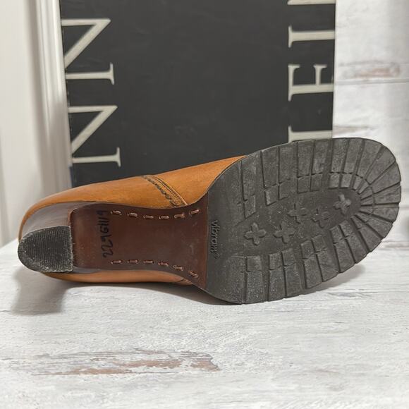 Gently used Cole Haan tan booties. Size 8.5. - Picture 5 of 8